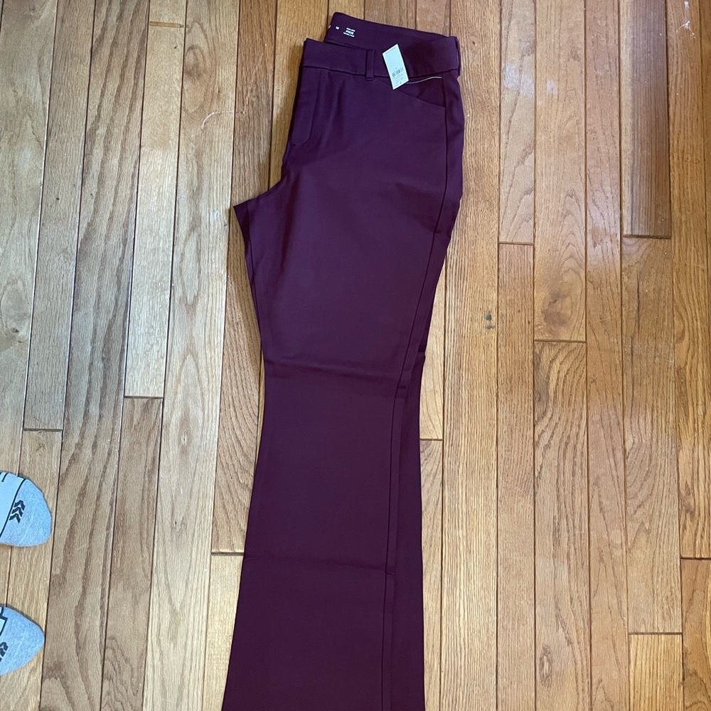 Old navy high rise boot cut pixie pant